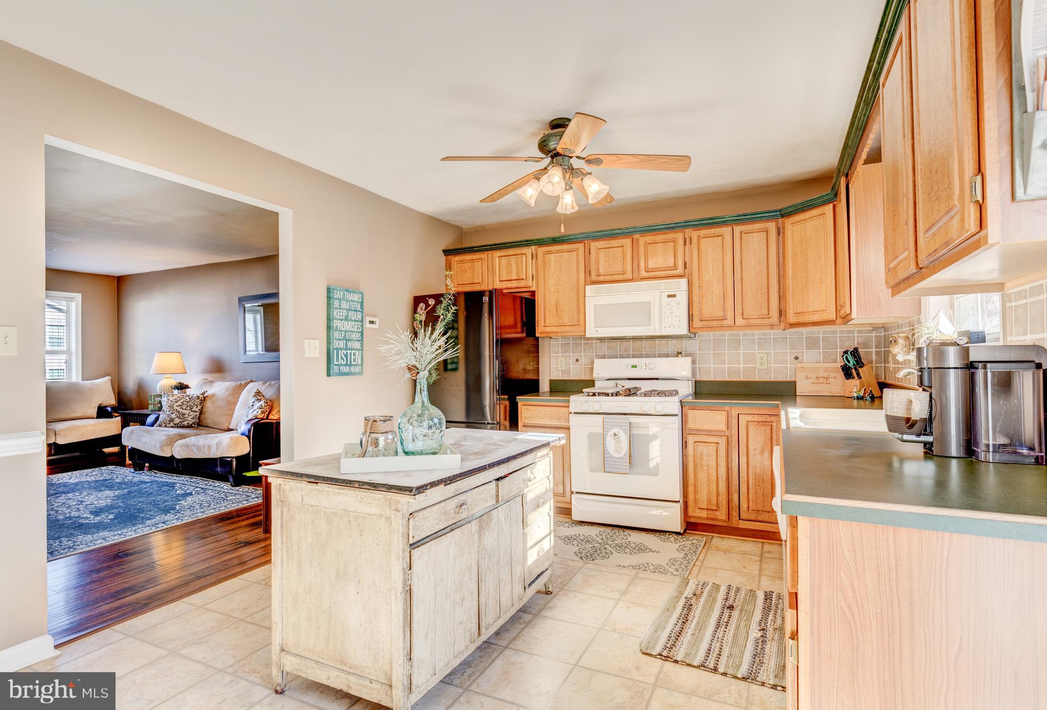 466 West Walnut Street Hanover, PA 17331 - Photo 6 of 36 Gallery Image 6