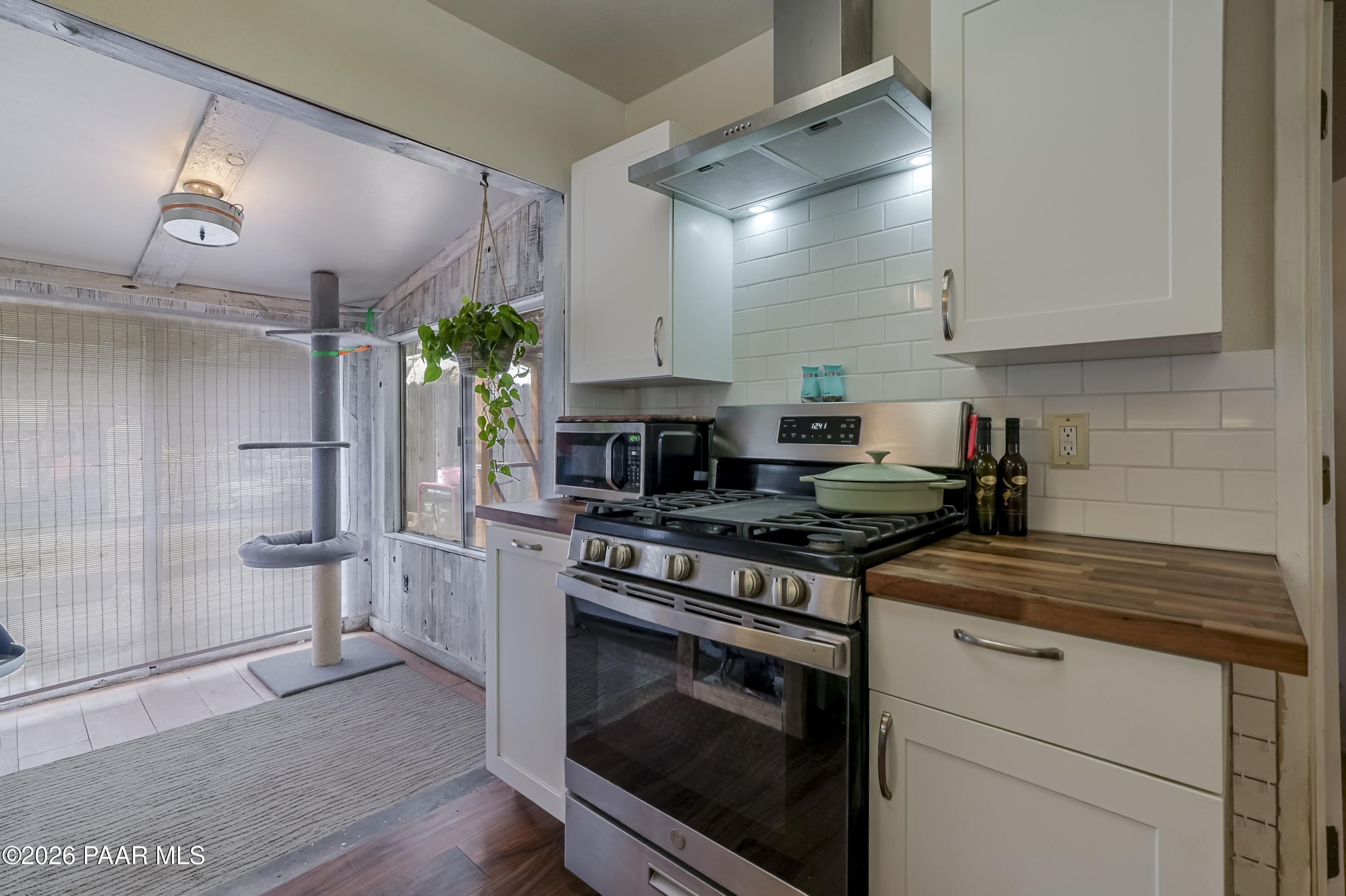 22584 Stone Way Yarnell, AZ 85362 - Photo 12 of 36 a kitchen with stainless steel appliances a stove and a refrigerator