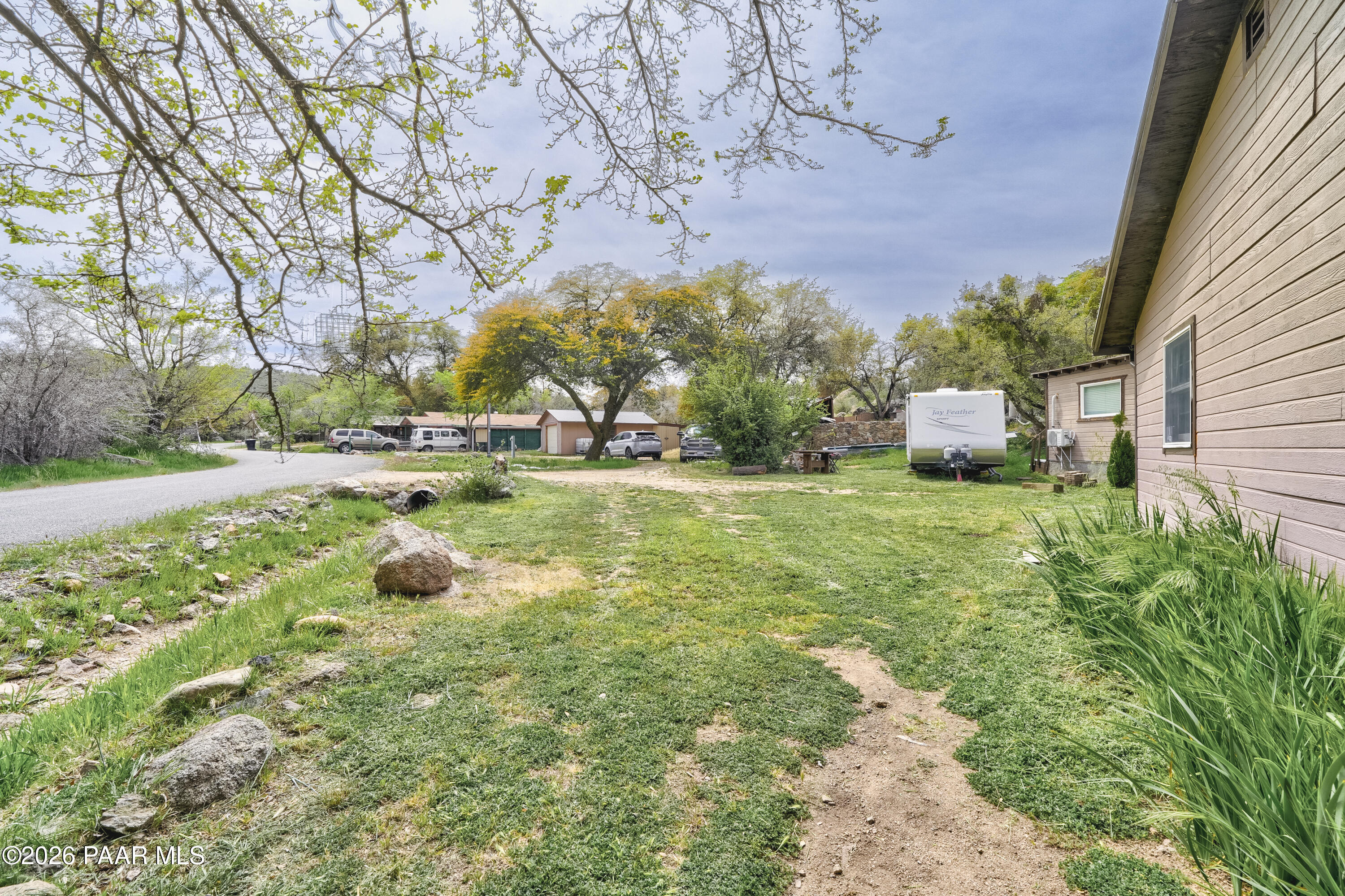 22584 Stone Way Yarnell, AZ 85362 - Photo 24 of 36 a view of an outdoor space with a garden
