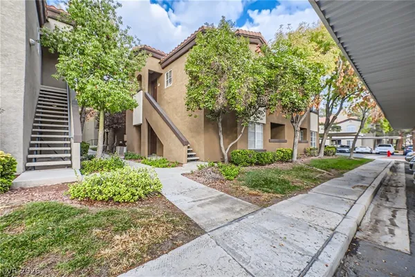 $1,400 | 9000 South Las Vegas Boulevard, Unit 1112, Las Vegas, NV 89123