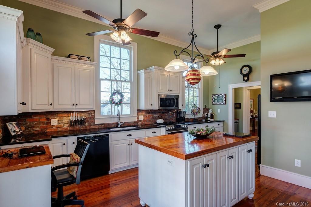 2297 Douglas Road Lancaster, SC 29720 - Photo 11 of 35 Gallery Image 11