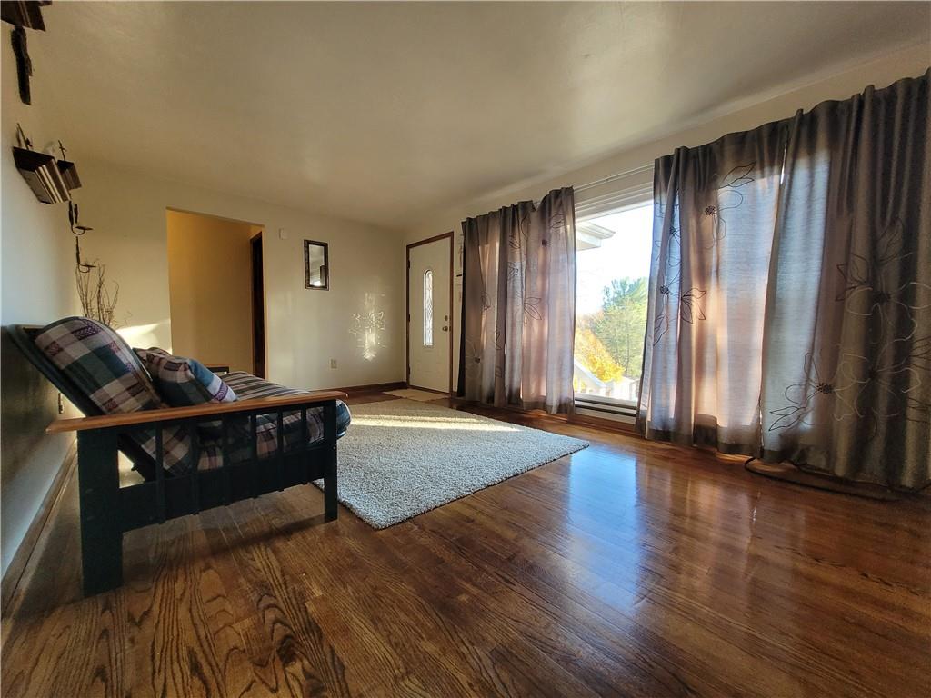 1230 Pinewood Road Irwin, PA 15642 - Photo 6 of 23 Gallery Image 6