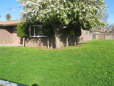 1122 Cara Road Dinuba, CA 93618 - Photo 1 of 6 Gallery Image 1