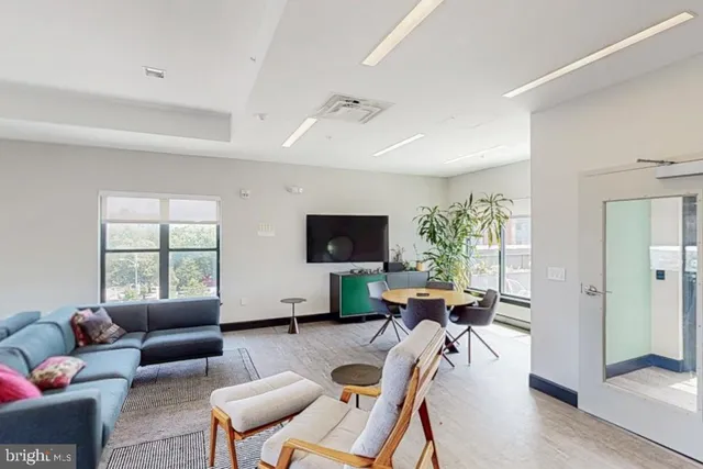 $1,600 | 301 Mc Mechen Street, Baltimore, MD 21217