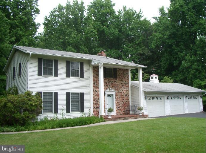 114 Church Road Arnold, MD 21012 - Photo 1 of 30 Exterior (Front)