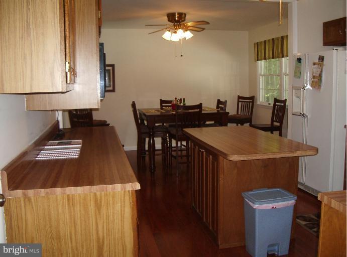 114 Church Road Arnold, MD 21012 - Photo 13 of 30 Kitchen