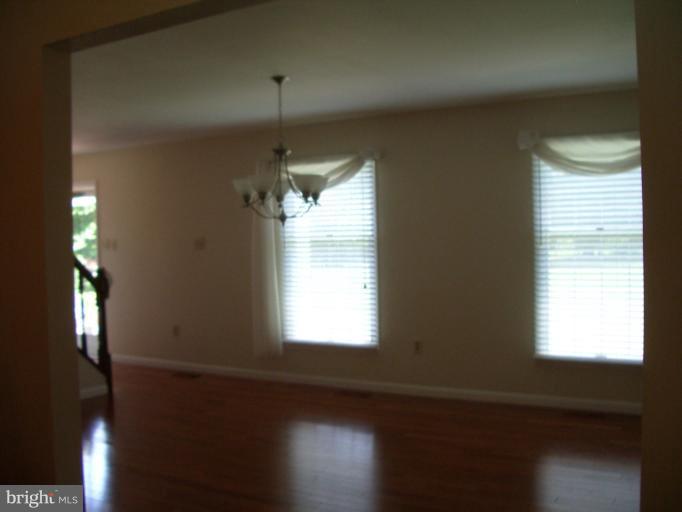 114 Church Road Arnold, MD 21012 - Photo 20 of 30 Living Room