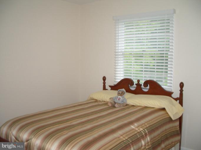 114 Church Road Arnold, MD 21012 - Photo 28 of 30 Bedroom