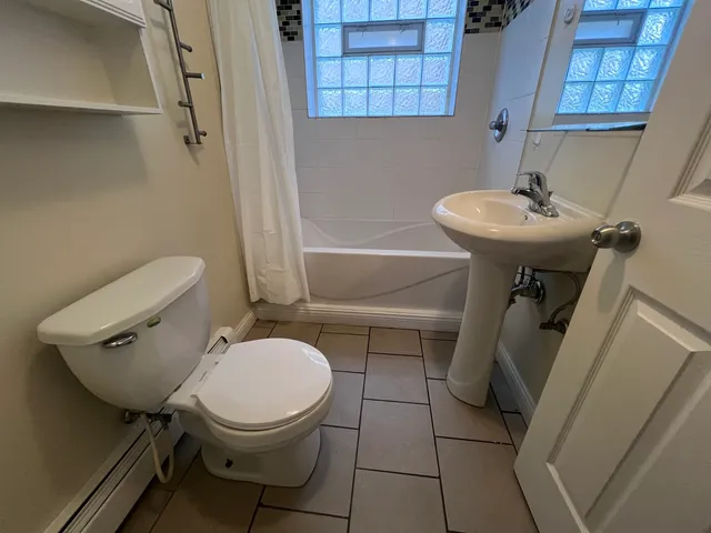 $1,300 | 1946 Euclid Avenue, Unit G, Berwyn, IL 60402