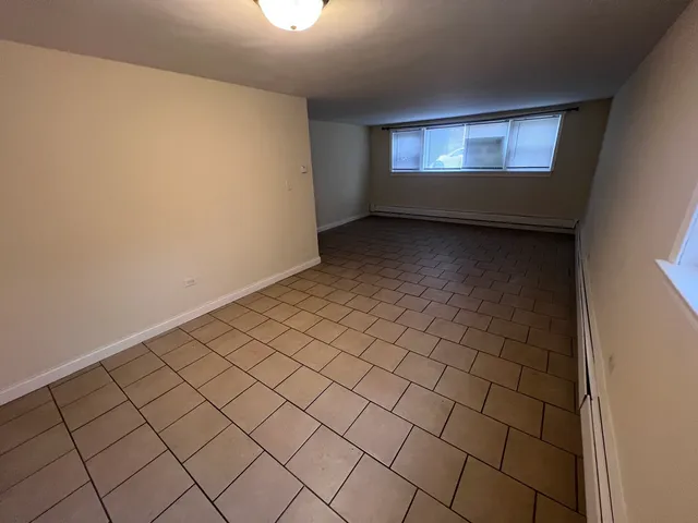 $1,300 | 1946 Euclid Avenue, Unit G, Berwyn, IL 60402