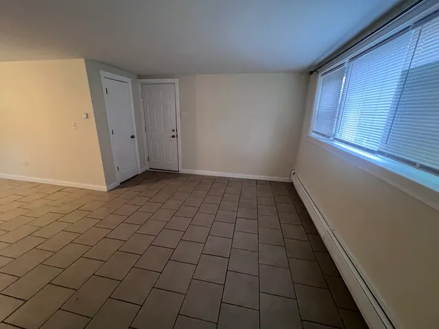 $1,300 | 1946 Euclid Avenue, Unit G, Berwyn, IL 60402