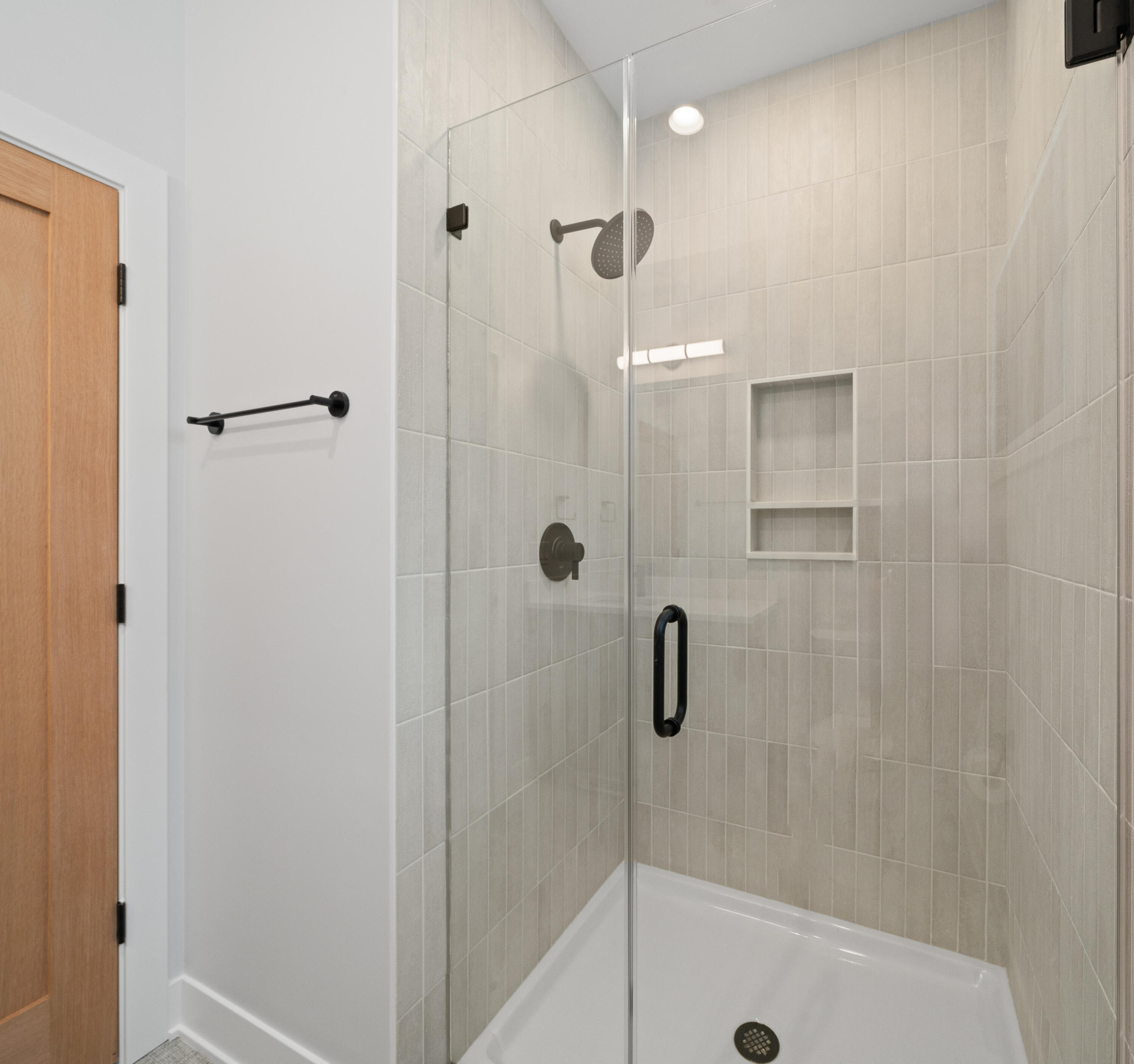 19 Cedar Point Drive Williams Bay, WI 53191 - Photo 27 of 40 Shower
