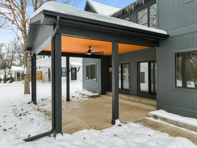 $1,349,000 | 19 Cedar Point Drive, Williams Bay, WI 53191