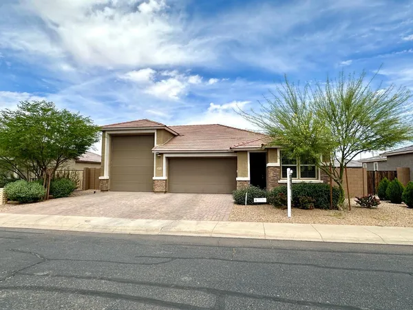 $2,295 | 2054 East Entoro Drive, Casa Grande, AZ 85122