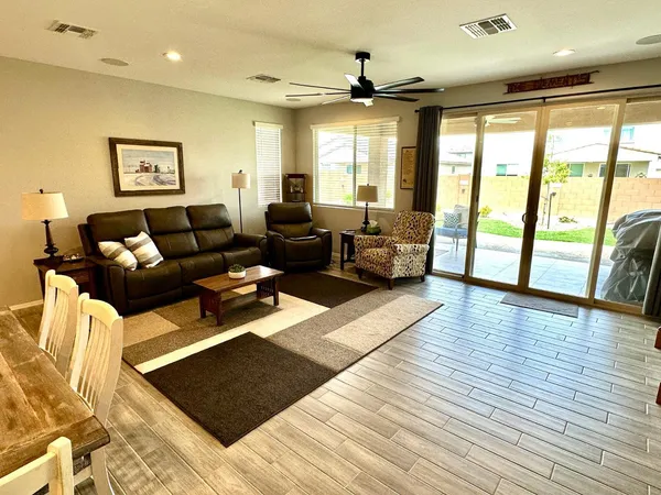 $2,295 | 2054 East Entoro Drive, Casa Grande, AZ 85122
