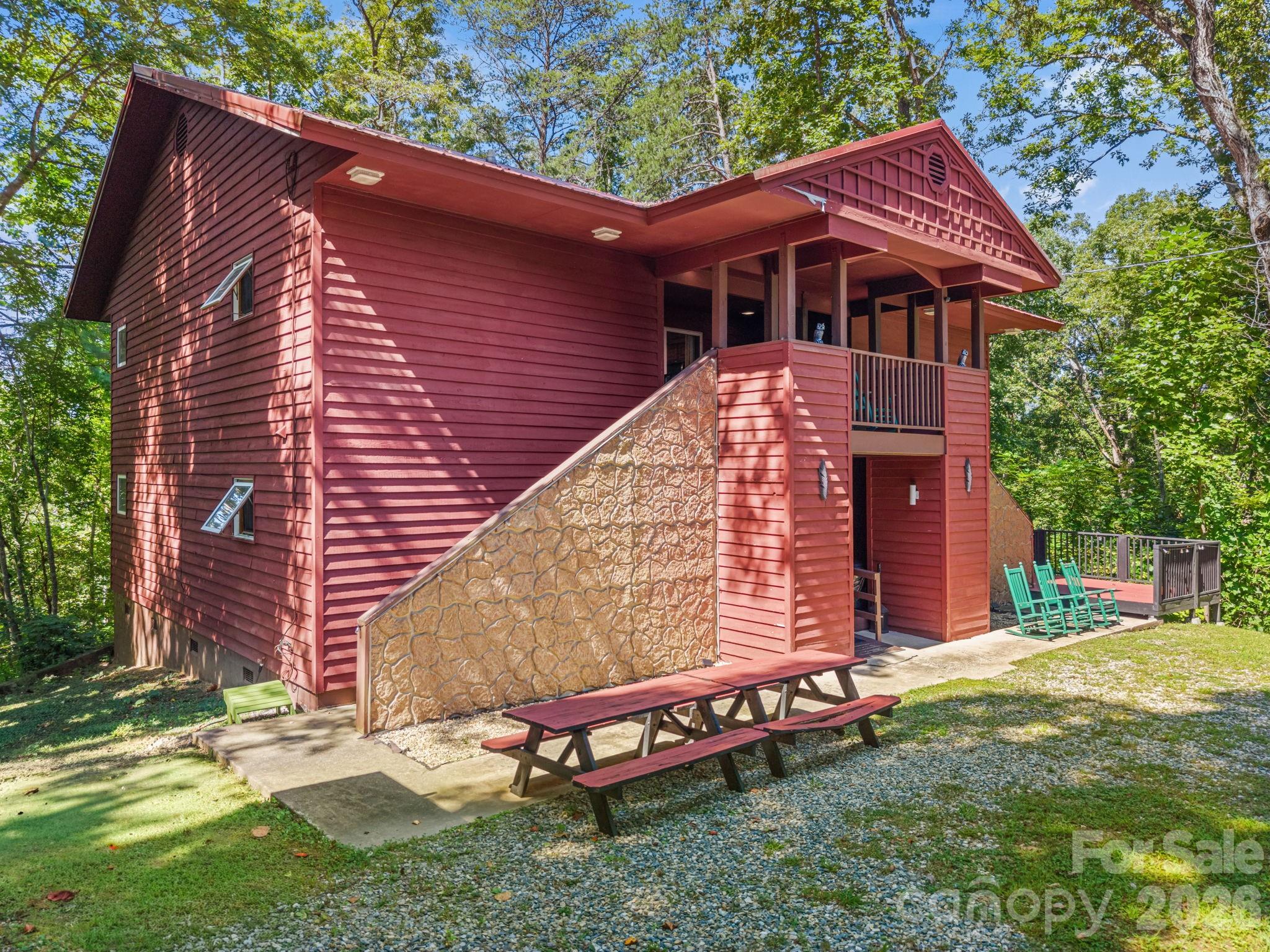 55 Observation Point Road Bryson City, NC 28713 - Photo 3 of 41 Gallery Image 3