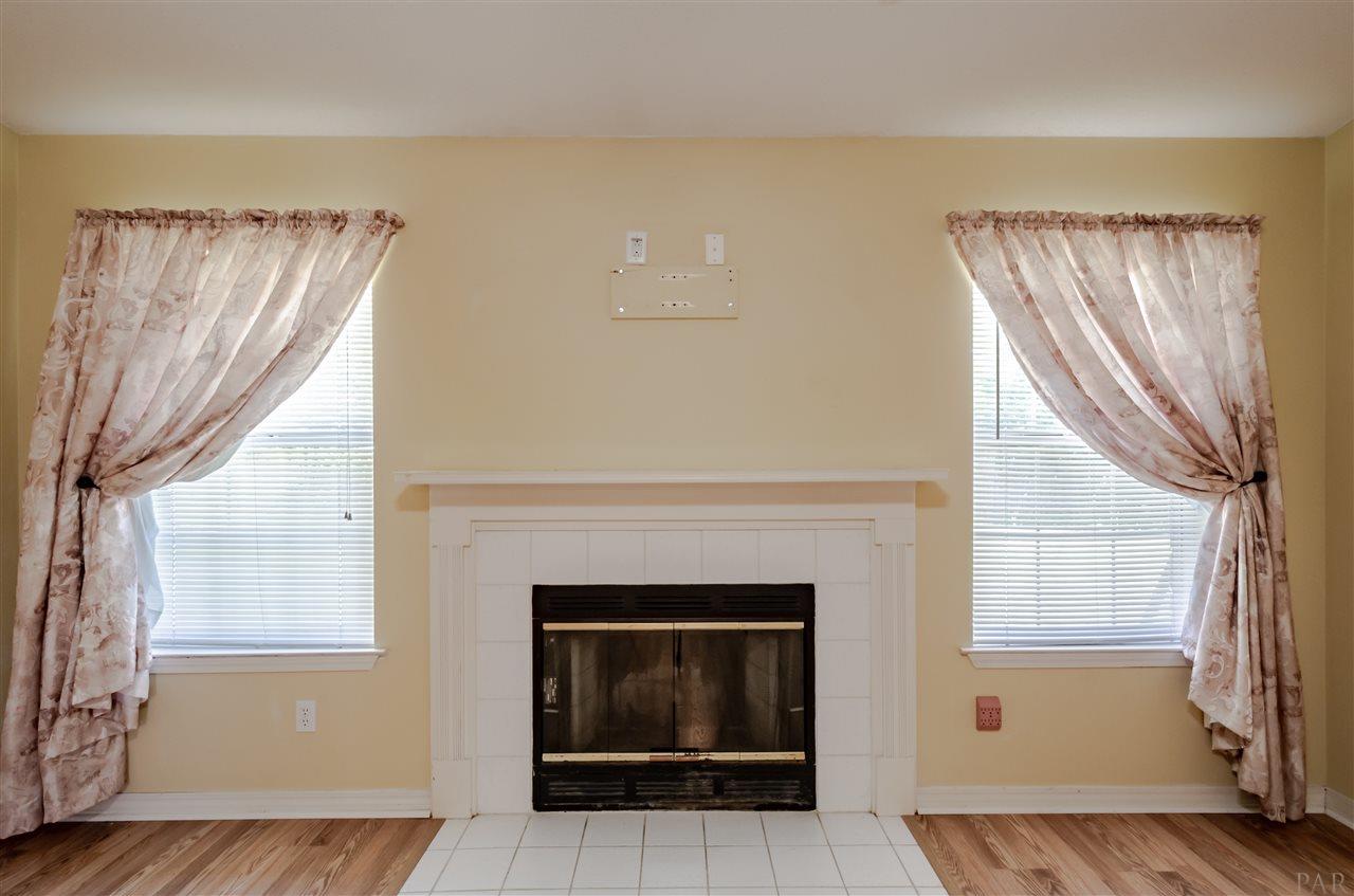 5240 Crowson Road Pensacola, FL 32526 - Photo 11 of 30 Gallery Image 11