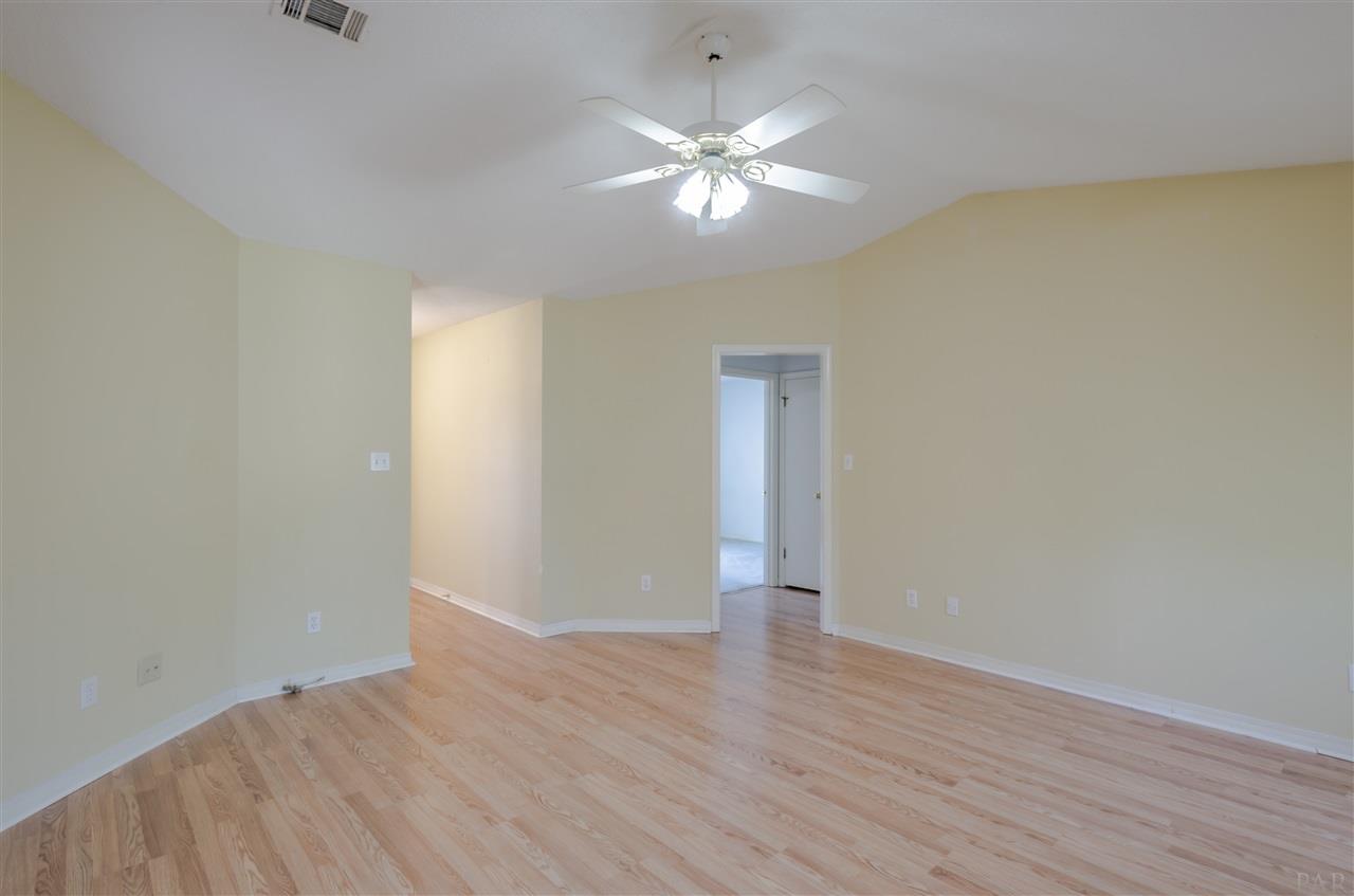 5240 Crowson Road Pensacola, FL 32526 - Photo 9 of 30 Gallery Image 9