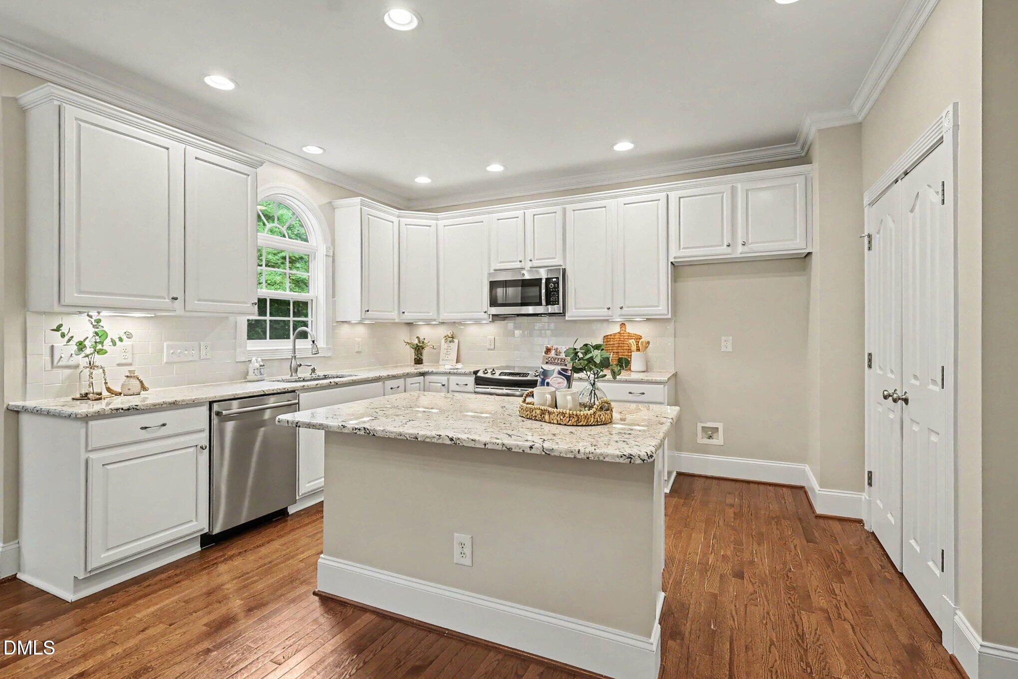 12018 McBride Drive Raleigh, NC 27613 - Photo 5 of 32