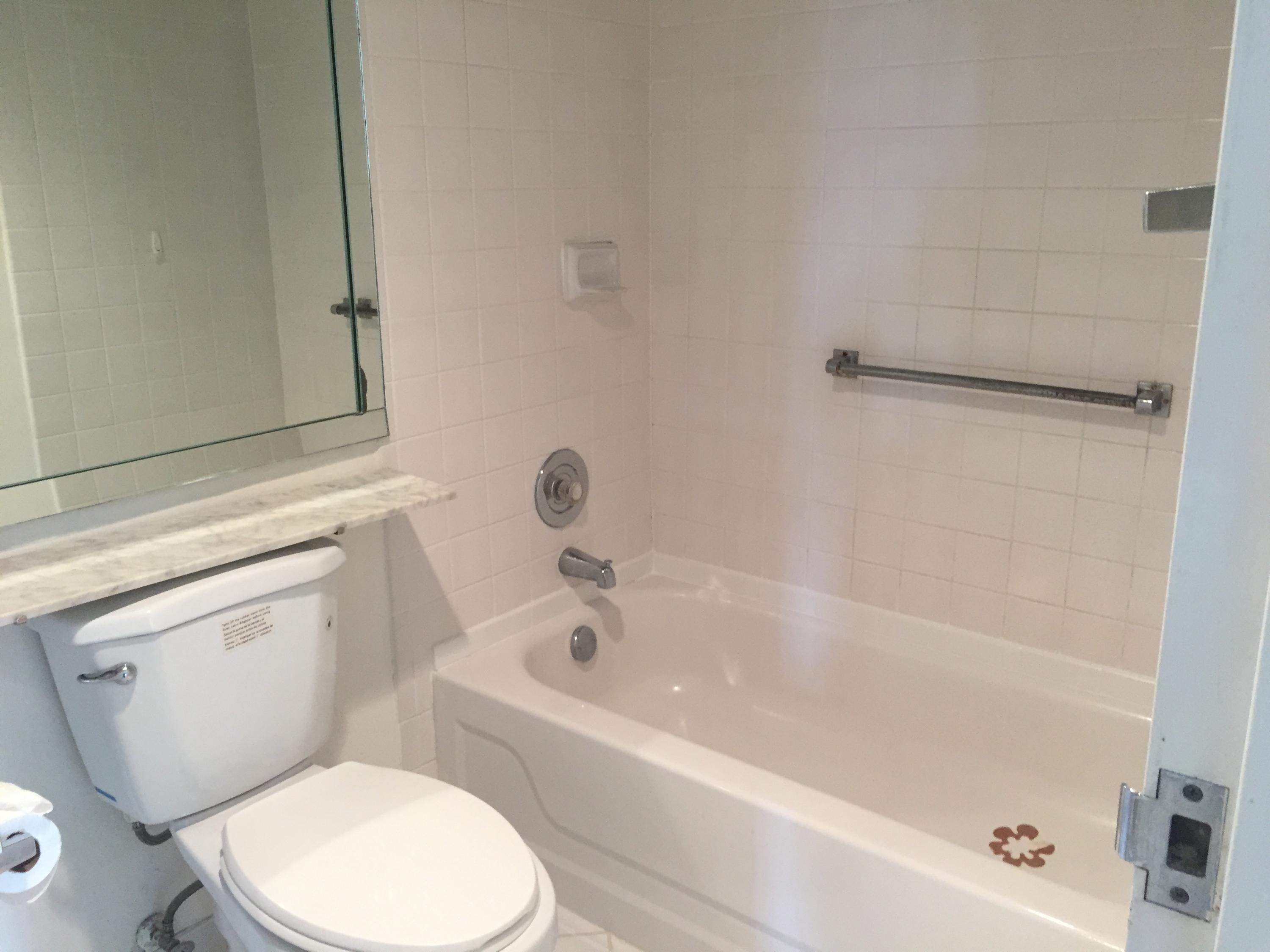 482 Brittany K Delray Beach, FL 33446 - Photo 15 of 30 master bathroom