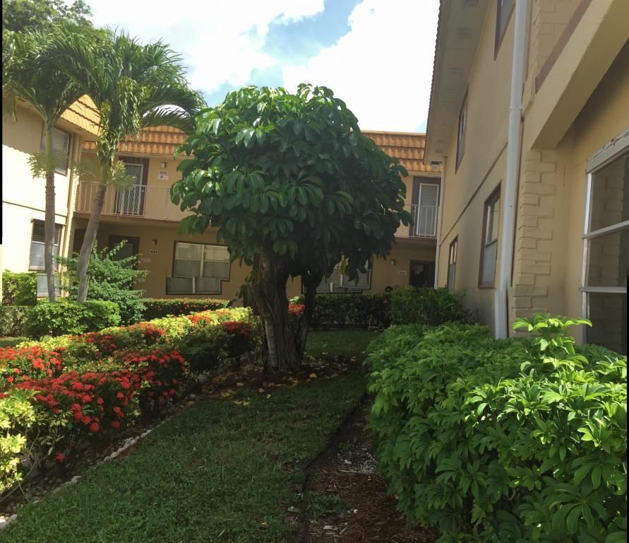 482 Brittany K Delray Beach, FL 33446 - Photo 8 of 30 entrance