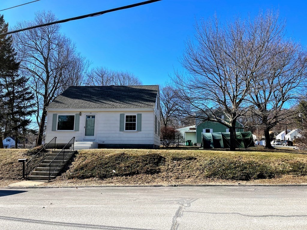 24 Senna Road Fitchburg, MA 01420 - Photo 1 of 16 Gallery Image 1