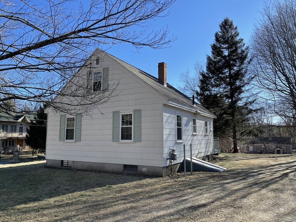 24 Senna Road Fitchburg, MA 01420 - Photo 3 of 16 Gallery Image 3