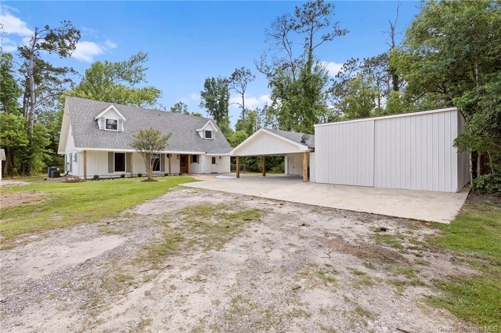 2725 King Road Sulphur, LA 70663 - Photo 1 of 21 Gallery Image 1