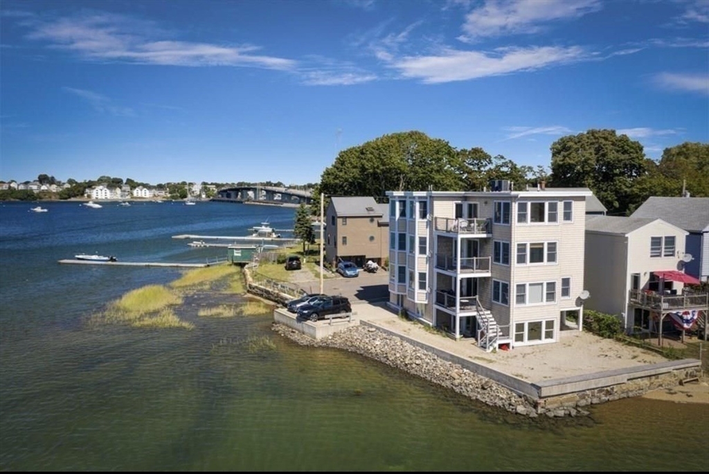 43 March Street, Unit 3 Salem, MA 01970 - Photo 6 of 10 a view of city with ocean