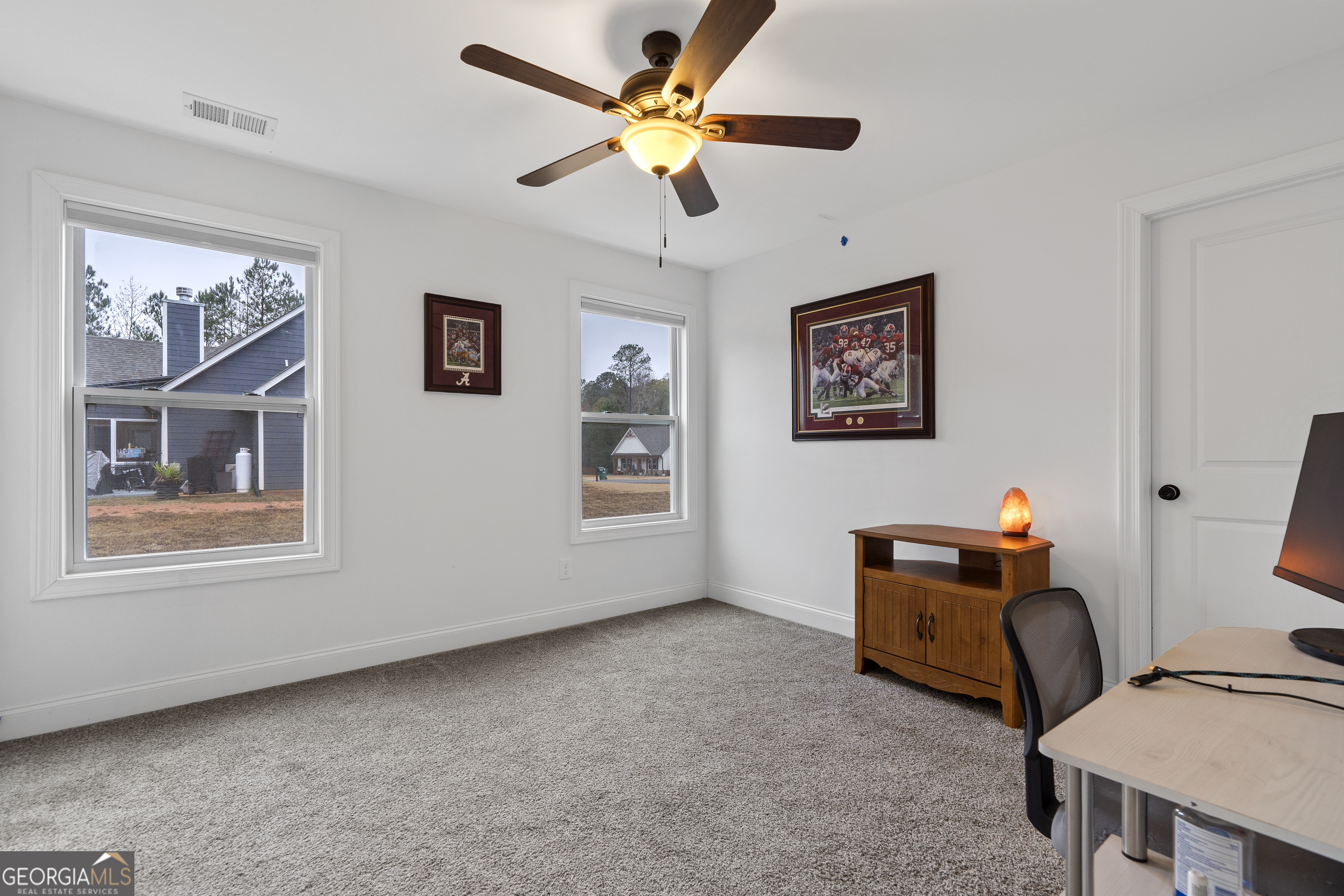 149 Willow Forest Road Milledgeville, GA 31061 - Photo 41 of 52 a room with furniture and window