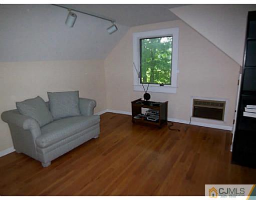 689 Canal Road Somerset, NJ 08873 - Photo 14 of 22 Gallery Image 14