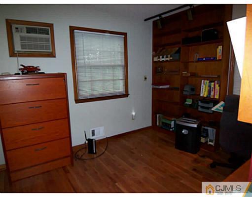 689 Canal Road Somerset, NJ 08873 - Photo 17 of 22 Gallery Image 17