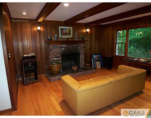 689 Canal Road Somerset, NJ 08873 - Photo 3 of 22 Gallery Image 3