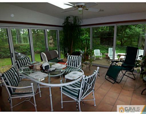689 Canal Road Somerset, NJ 08873 - Photo 9 of 22 Gallery Image 9