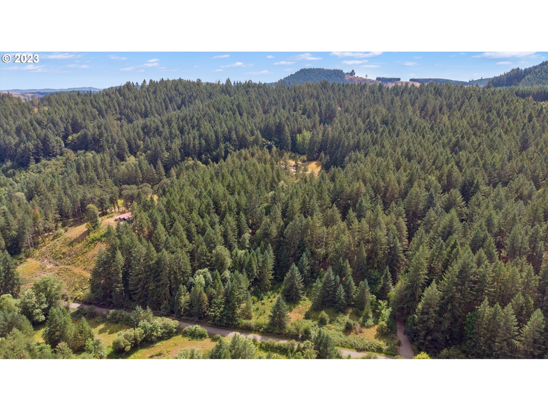 27801 Thomson Mill Road Sheridan, OR 97378 - Photo 2 of 9 a view of a city