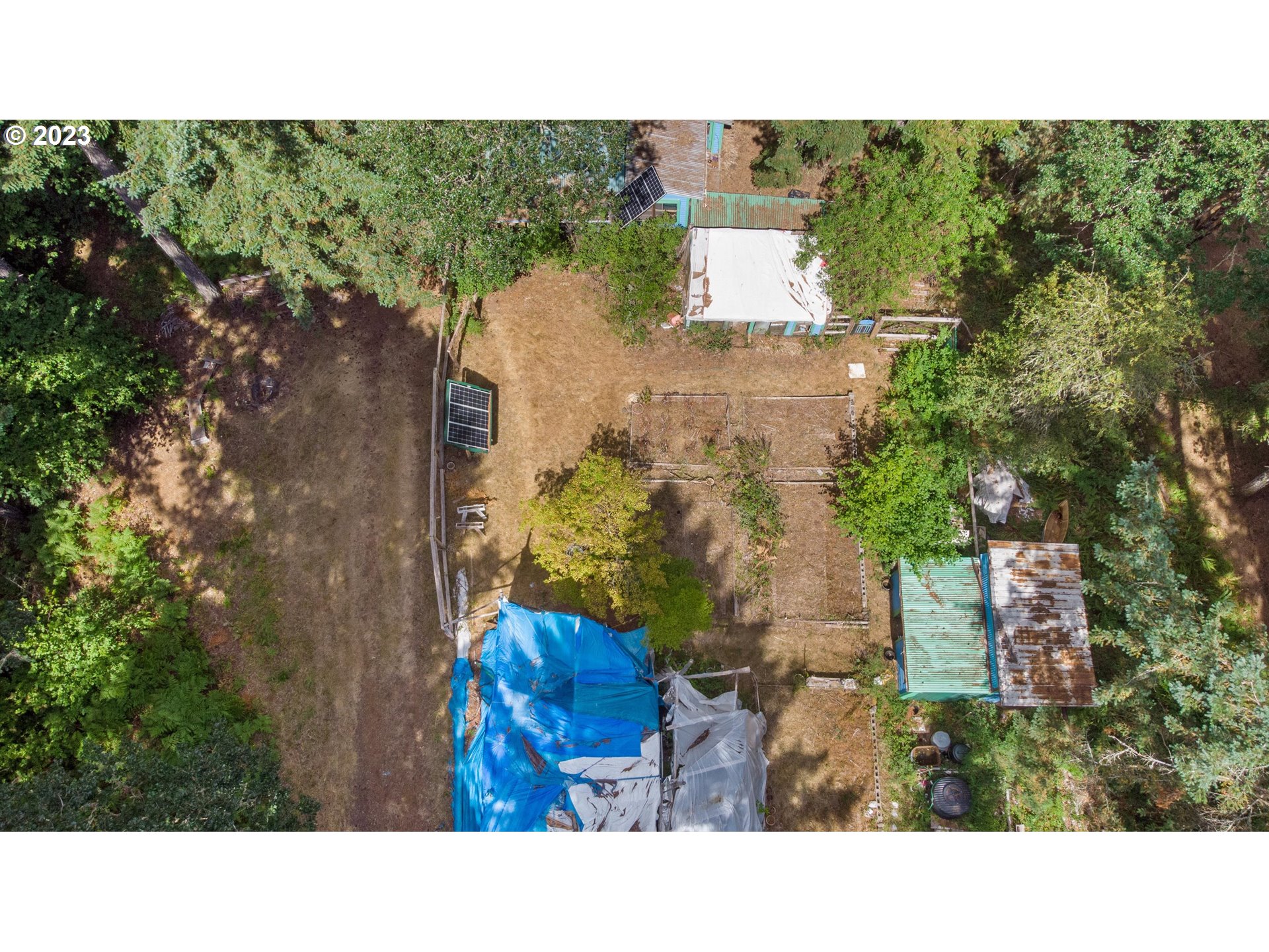 27801 Thomson Mill Road Sheridan, OR 97378 - Photo 4 of 9 a black and white photo of a house