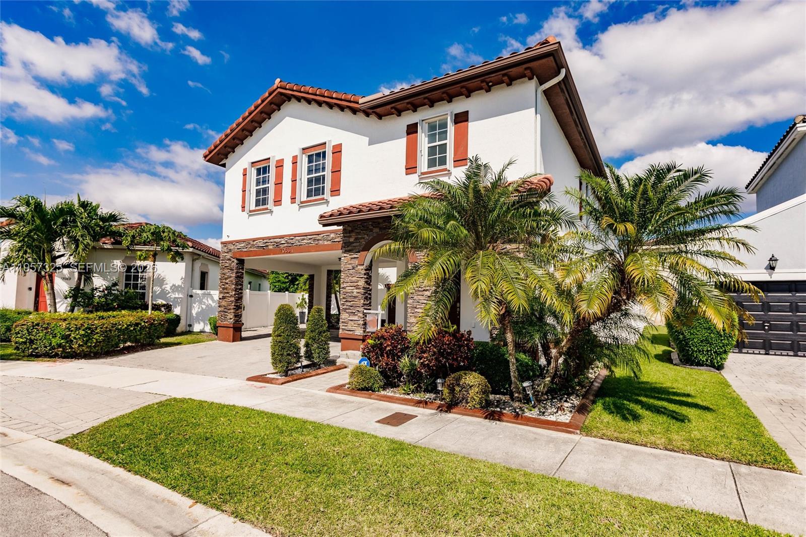 17063 Southwest 91st Street Miami, FL 33196 - Photo 12 of 45