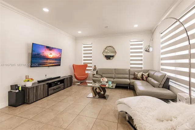 $979,000 | 17063 Southwest 91st Street, Miami, FL 33196