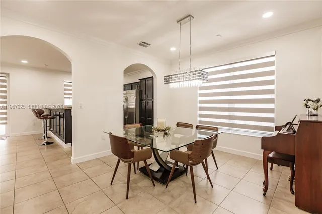 $979,000 | 17063 Southwest 91st Street, Miami, FL 33196