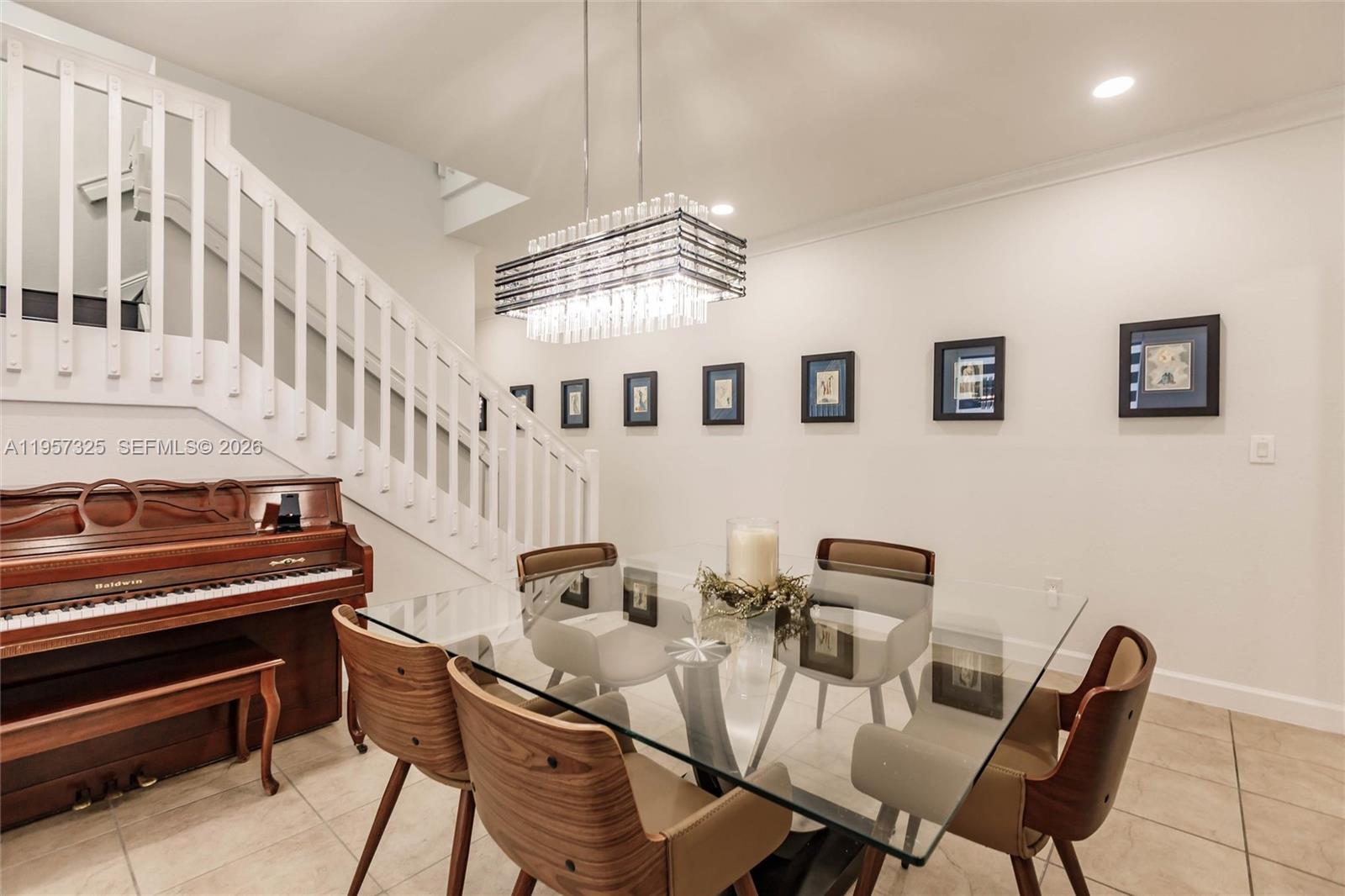 17063 Southwest 91st Street Miami, FL 33196 - Photo 9 of 47