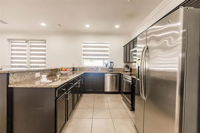 $979,000 | 17063 Southwest 91st Street, Miami, FL 33196