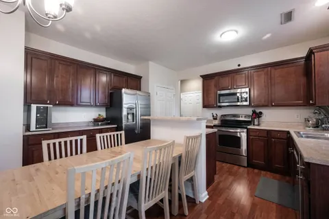 $339,900 | 18911 Big Cir Drive, Noblesville, IN 46062