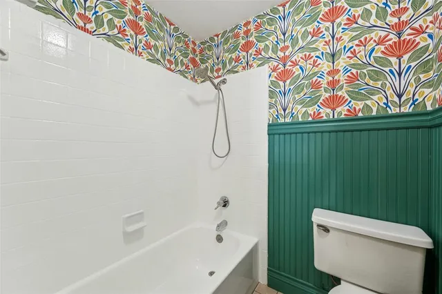 $438,500 | 1712 Woodcreek Drive, Richardson, TX 75082