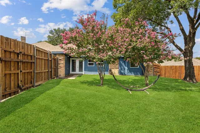 $438,500 | 1712 Woodcreek Drive, Richardson, TX 75082