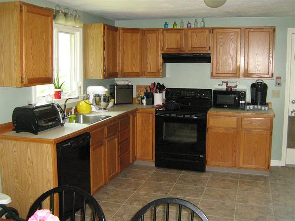 36 South Meadow Road Carver, MA 02330 - Photo 6 of 13 Gallery Image 6