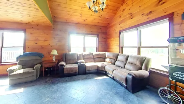 $640,000 | 1235 Rogers Hill Road, Newbury, VT 05033