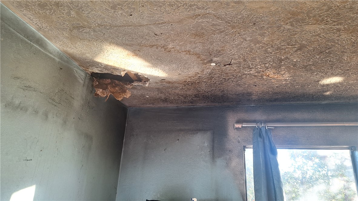 3571 Winding Road Hearne, TX 77859 - Photo 5 of 14