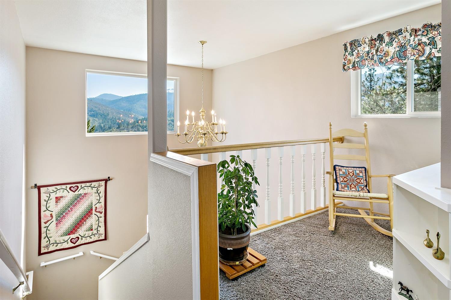 484 Hawk Gulch Road Medford, OR 97501 - Photo 26 of 35 Additional Photo