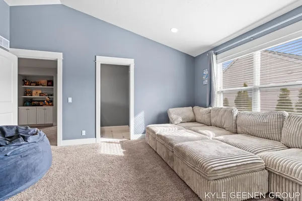 $649,900 | 564 Blackstone Street, Holland, MI 49423