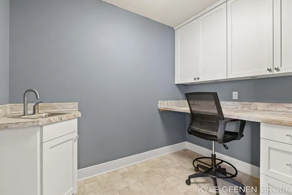 $649,900 | 564 Blackstone Street, Holland, MI 49423